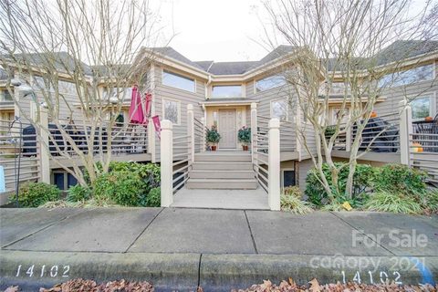 14102 Yachtsman Harbor Drive