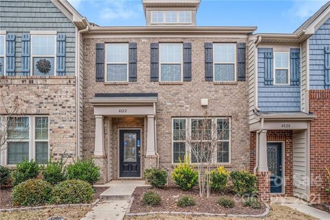 4022 Black Walnut Way