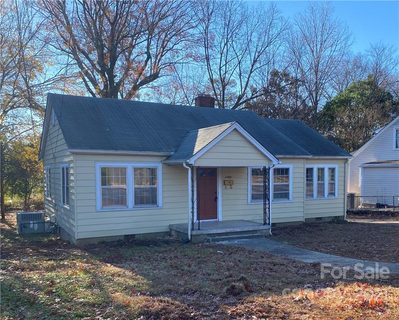 1450 Chippendale Road