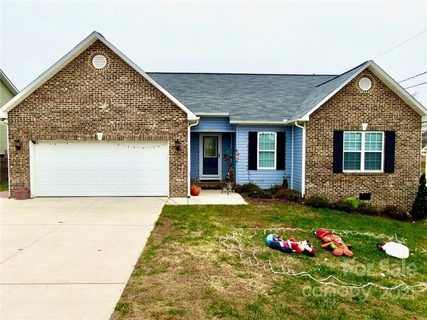 1355 Landsdowne Drive sold home in Meadow Crest, Conover, NC