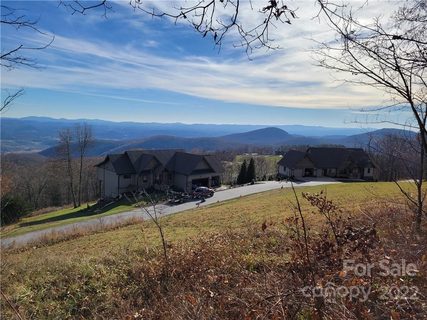 399 Summerset Drive