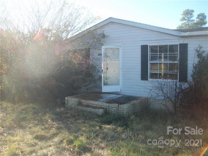 1107 Spring Meadow Drive sold manufactured home in Spring Meadows, Woodleaf, NC