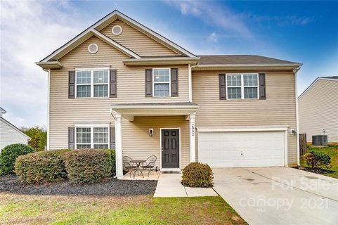 2092 Roscommon Drive
