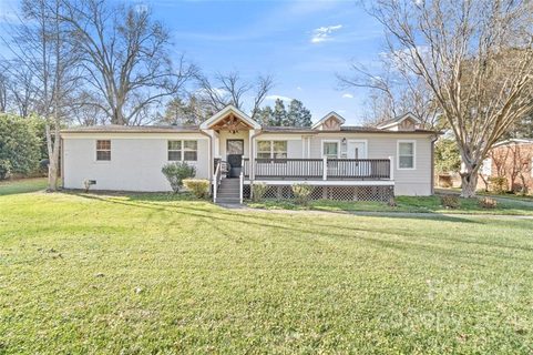 5934 The Plaza Road sold home in Briarbrook, Charlotte, NC