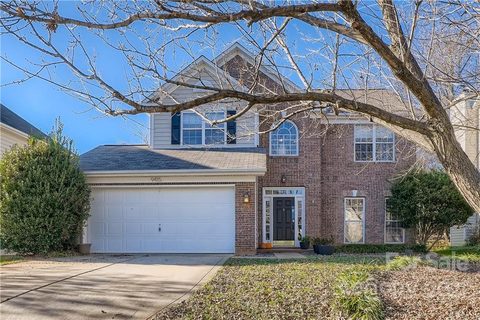 9415 Willow Tree Lane sold home in Fieldstone, Charlotte, NC