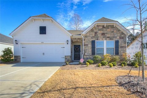 8721 Pennegrove Circle