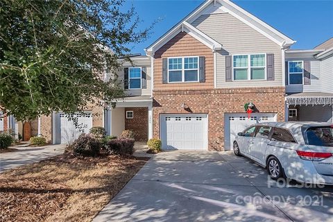 3266 Yarmouth Lane