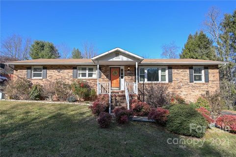 34 Fieldcrest Circle