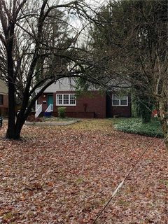 2214 Arnold Drive