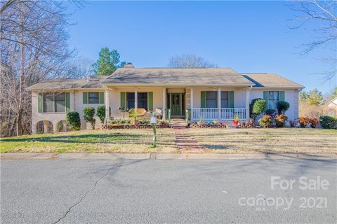 12015 Heron Harbor Drive sold home in Heron Harbor, Tega Cay, SC