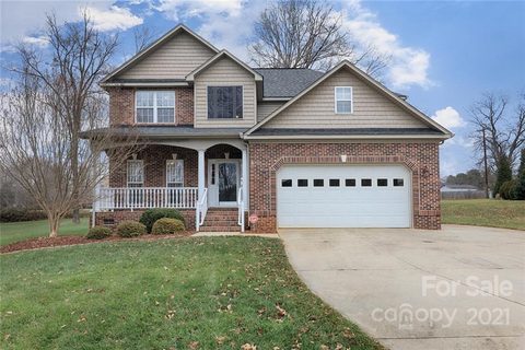 1371 Greenheather Drive sold home in Ashland Place, Salisbury, NC
