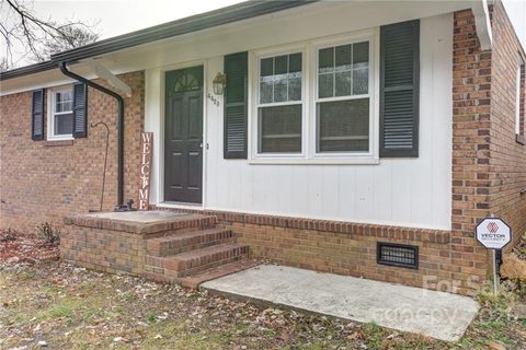 4423 Ginger Drive