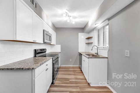 3636 Maple Glen Lane