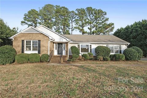 3608 Golfview Drive