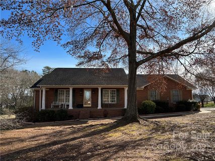 116 Chickasaw Drive