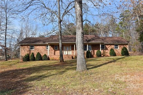 903 Leeping Brook Road sold home in Lincoln Forest, Lincolnton, NC