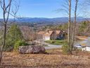 441 Crystal Heights Drive sold home in Hendersonville, SC