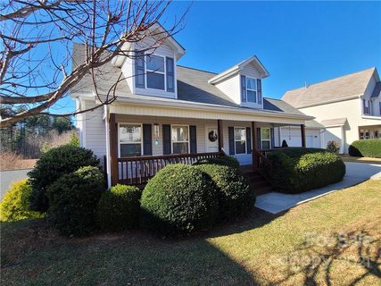 120 Fallen Spruce Drive sold home in Scenic Bluff, Asheville, NC