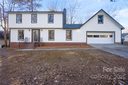 616 Creekwood Court sold home in Matthews, SC