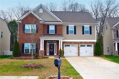 5912 Stirlingshire Court