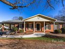 107 Pine Street sold home in Mount Pleasant, SC