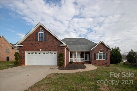 125 Postell Drive sold home in Shadow Wood Estates, Statesville, NC