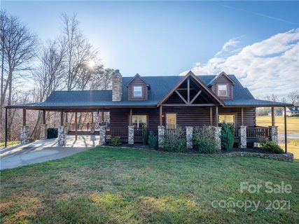 185 Grand Oaks Drive sold home in Grand Oaks, Hendersonville, NC