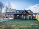 185 Grand Oaks Drive sold home in Hendersonville, SC