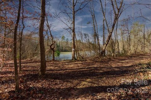 10609 E Lake Road