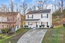 8233 Kings Creek Drive sold home in Charlotte, SC