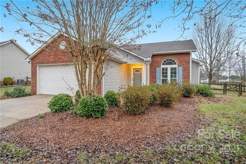 2432 River Chase Drive sold home in River Chase, Monroe, NC