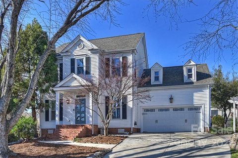 805 Blackburn Court