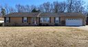 6601 Pawnee Drive sold home in Charlotte, SC