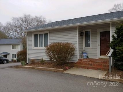 61 Hollybrook Drive sold condo in Hollybrook Condos, Asheville, NC