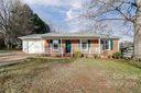 2432 Middleton Drive sold home in Gastonia, SC