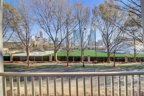 306 S Cedar Street 9