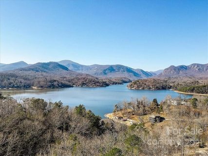 000 Sunset Lane sold home in Pierpoint, Lake Lure, NC