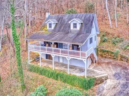 645 Apple Tree Court sold home in Freedlander Estates, Waynesville, NC
