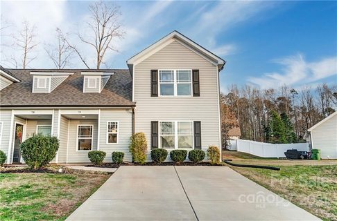 736 Shuttles Way