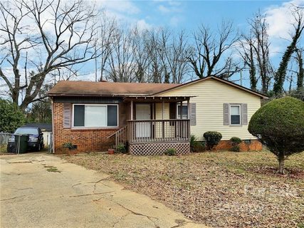 870 Rolling Green Road sold home in Pine Terrace Estates, Rock Hill, SC