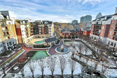 300 W 5th Street 622