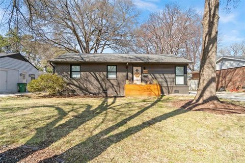 4426 University Drive