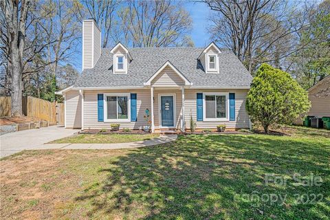 6508 Montezuma Trail
