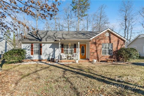 6714 1st Avenue sold home in Green Meadows, Indian Trail, NC