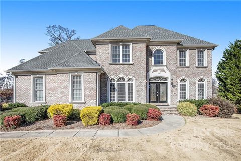 2840 Devonshire Court sold home in Glenmoor, Gastonia, NC