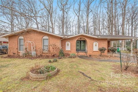 1446 Mcilroy Road