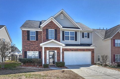 527 Clearwater Drive
