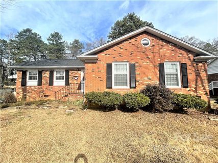5841 Amity Place