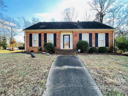 7724 Meadowdale Lane