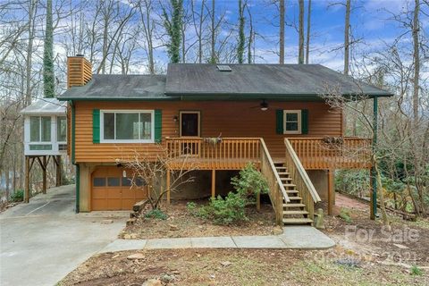 90 Mount Royal Drive